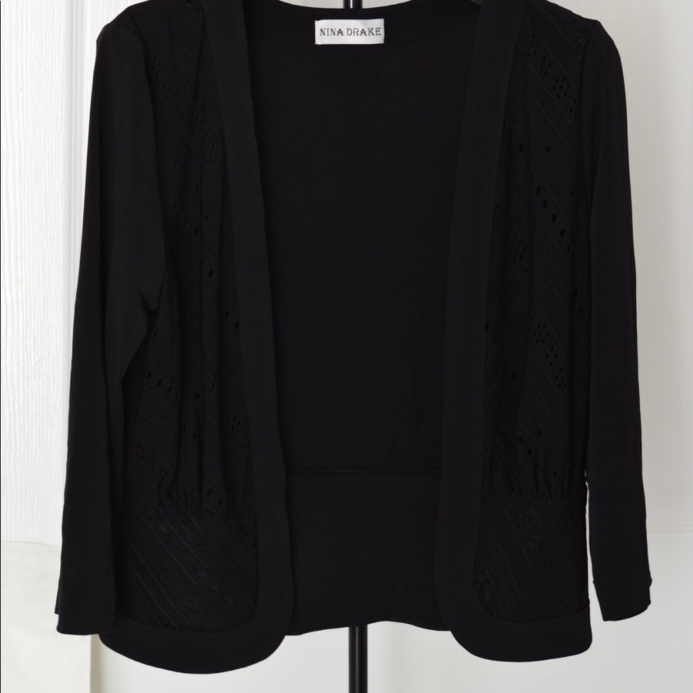 Women’s knitted cardigan.